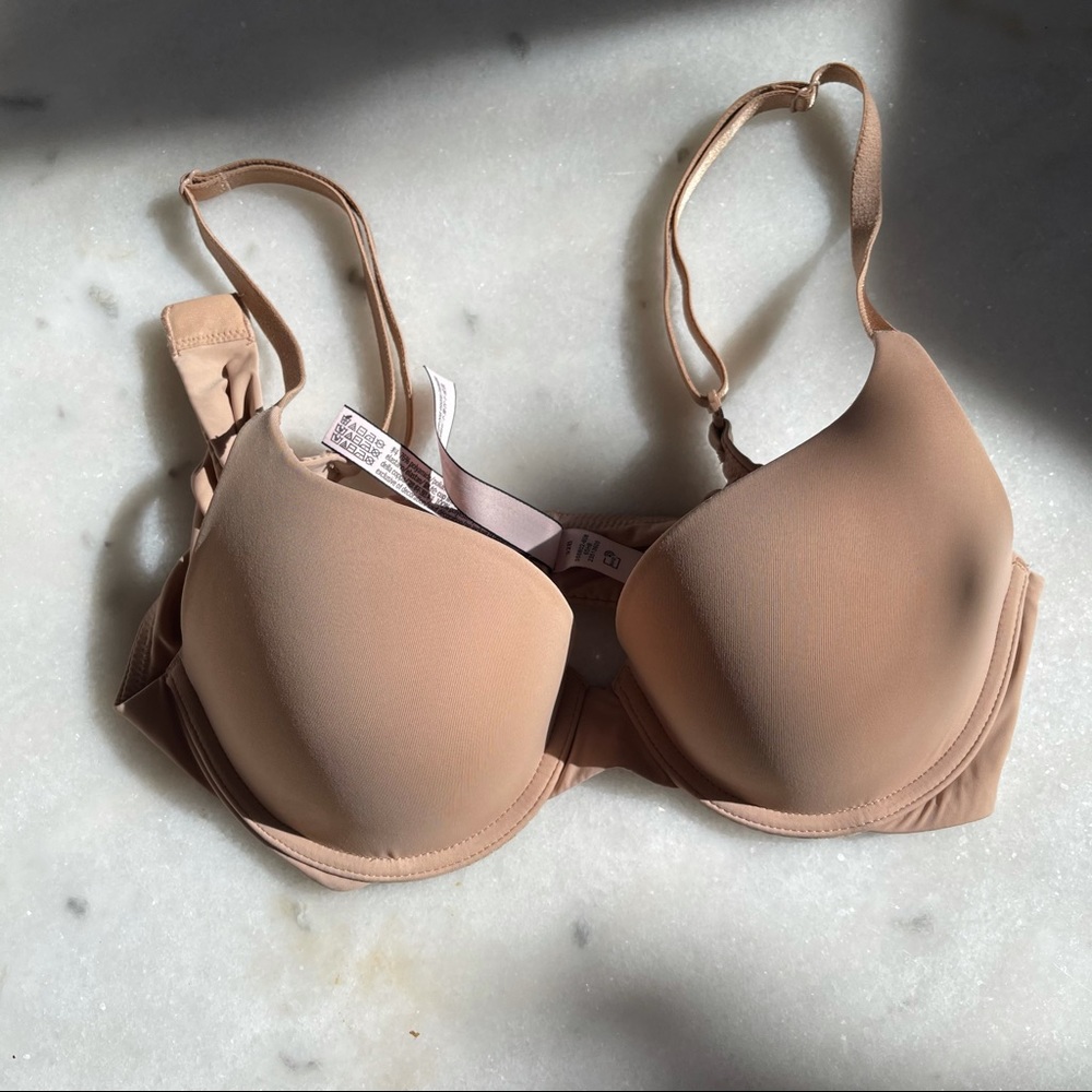 victoria’s secret t-shirt push up bra